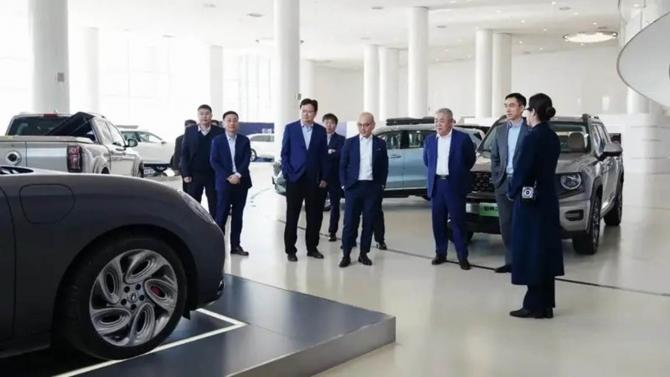 長城汽車與IBM咨詢達成長期戰略合作，攜手推進汽車信息咨詢服務轉型升級